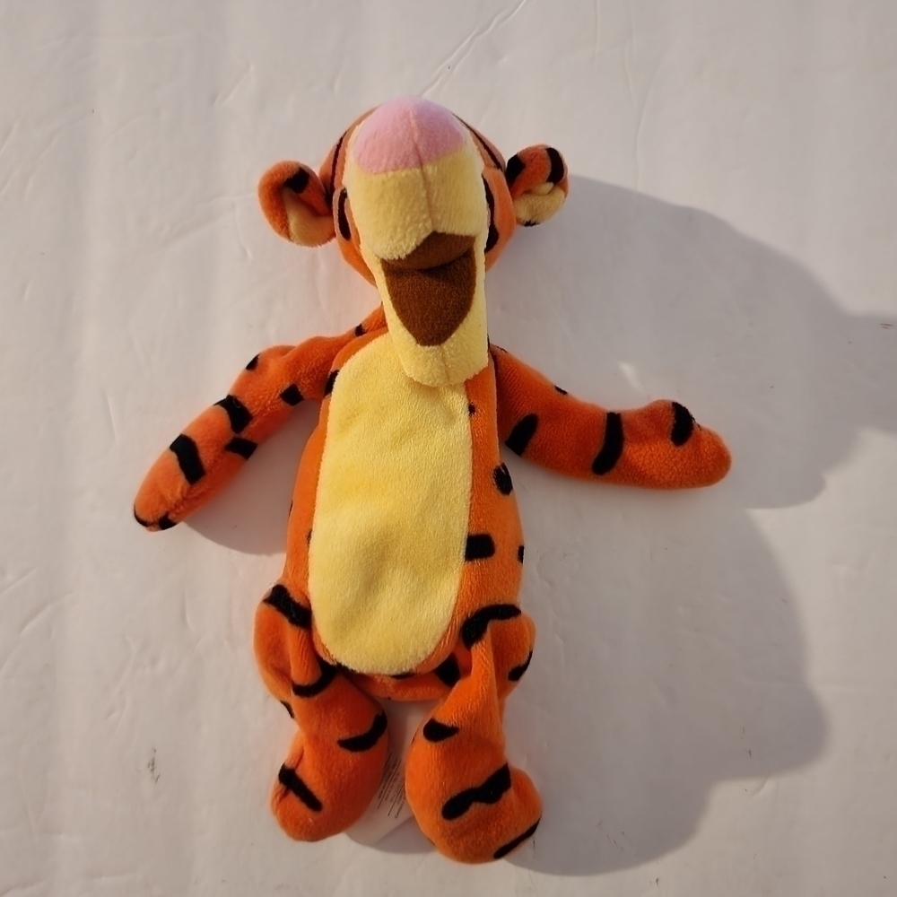 Vintage Disney Store Tigger Bean Bag Plush 8"
